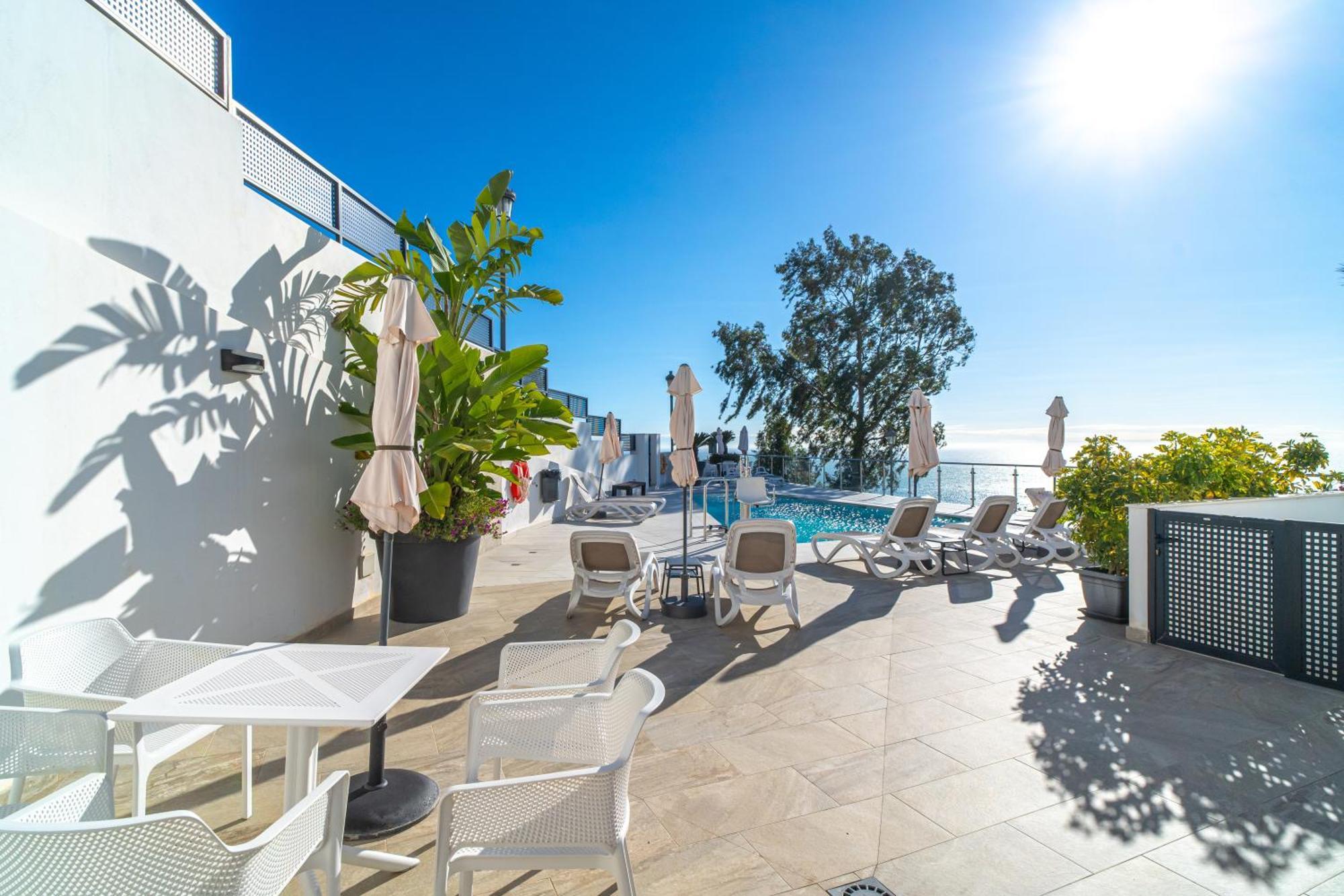 Penthouse Balcon Del Mar 121 Casasol Apartment Nerja Exterior photo